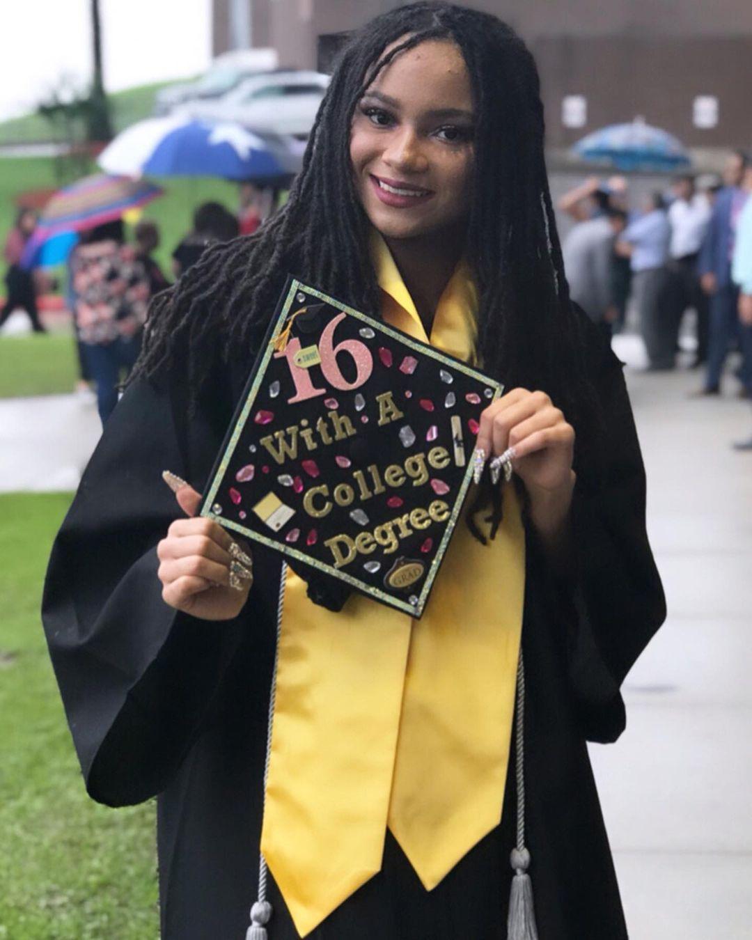 Salenah Cartier earned her associate's degree in biology from Lone Star College-Kingwood at age 16. (Courtesy of <a href="https://www.instagram.com/salenahcartier/">Salenah Cartier</a>)