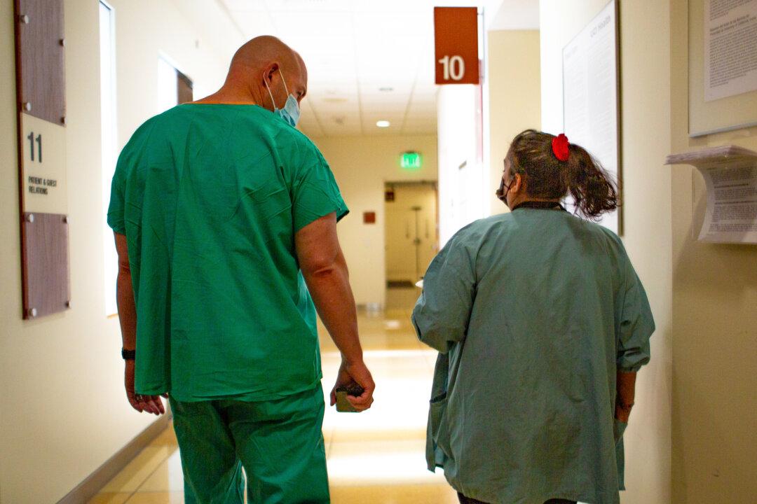 Nurses Detail Hard Times in an Orange County Hospital at Full Capacity