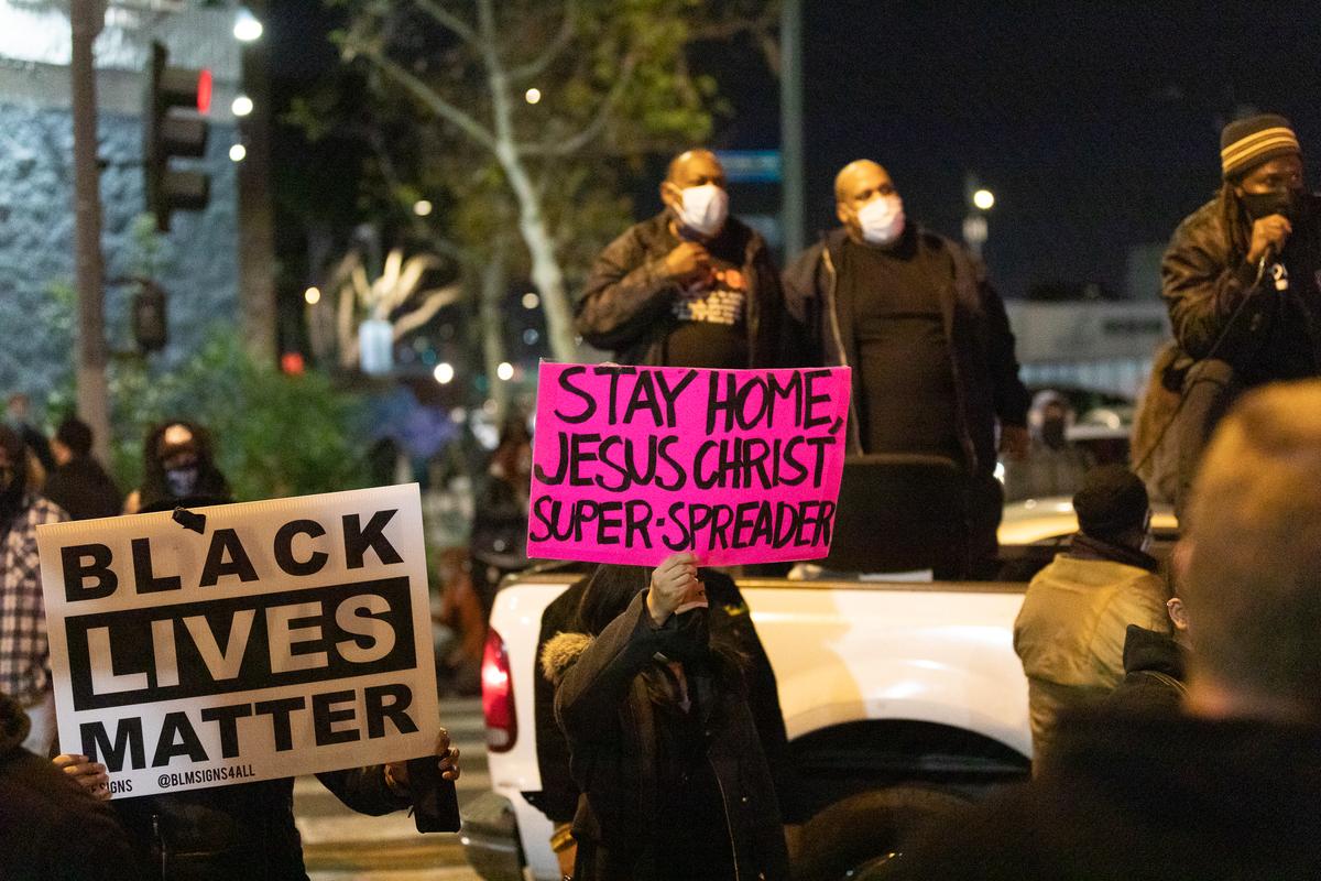 Protesters Block Worship Event on LA's Skid Row, Attack Epoch Times Reporters