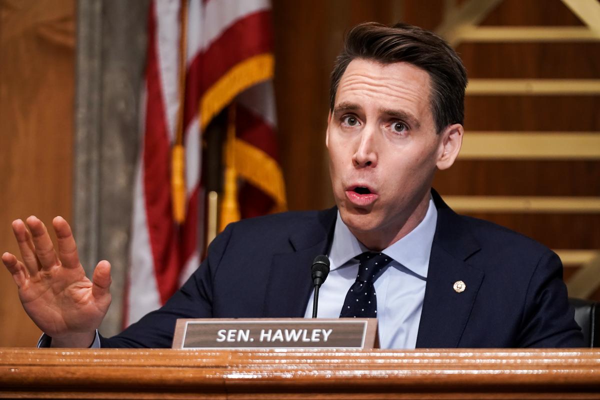 Hawley Doubles Down on Objecting to Electoral Results, Pushes Back on Pressure From McConnell: Report