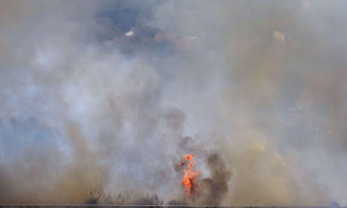 Homes Feared Lost as Bushfires Burn Around Western Australia