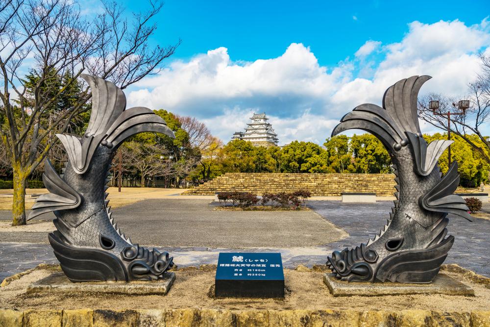 Two shachihoko, mythical Japanese creatures with the head of a tiger and the body of a carp, protect Himeji Castle from fire. (Cyrus_2000/Shutterstock.com)