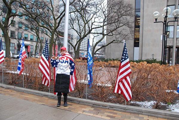 Lily, who came from the former Soviet Union, said many people support Trump because they don't want communism. (Michelle Hu/The Epoch Times)