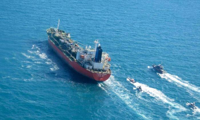 Iran Denies Holding South Korean Ship Hostage in Exchange for Frozen Funds