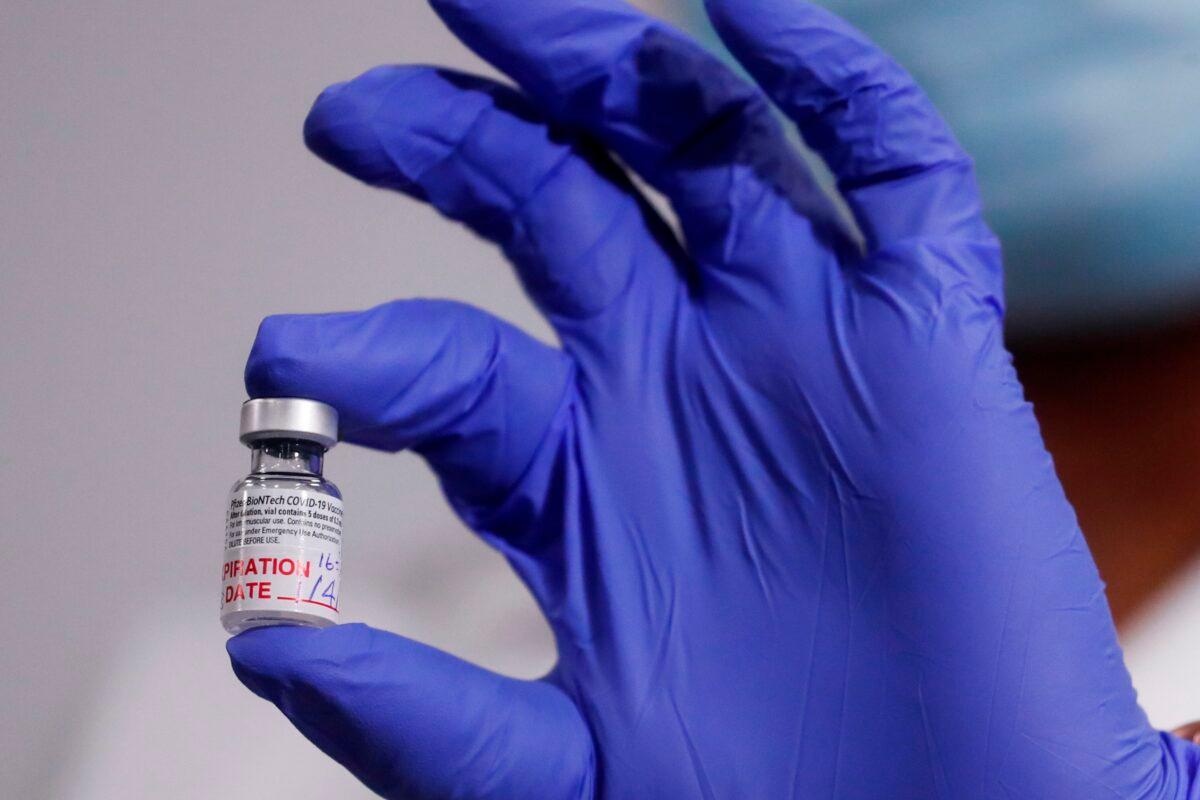  A COVID-19 vaccine bottle in New York City on Jan. 4, 2021. (Shannon Stapleton/Pool/AFP via Getty Images)