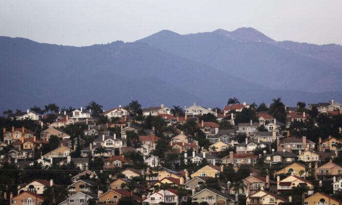 Mission Viejo Resident Files Lawsuit Against City for Extending Councilors’ Terms