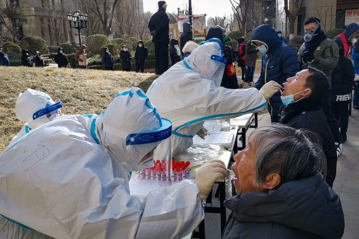 Chinese City of 11 Million Issues Travel Ban as CCP Virus Outbreak Worsens