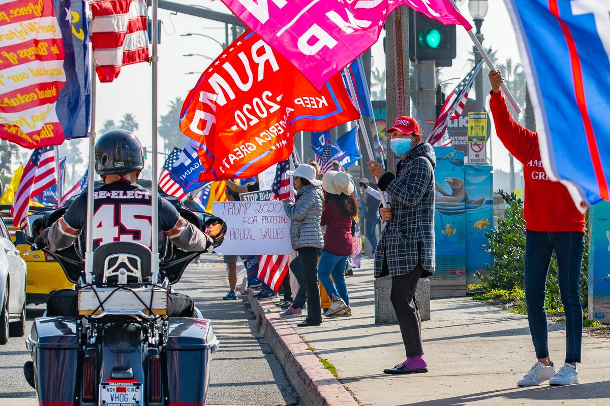 Orange County Residents Gather to Support Trump as Congress Counts Electoral Votes
