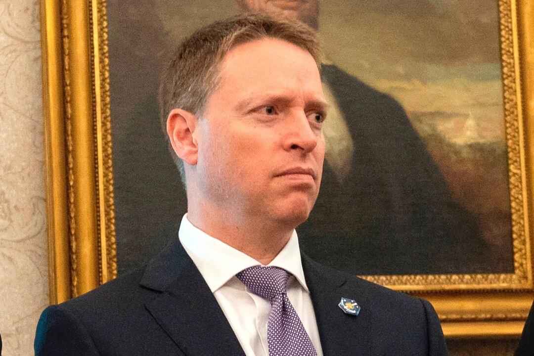 Deputy NSA and Top China Adviser Resigns Following DC Violence