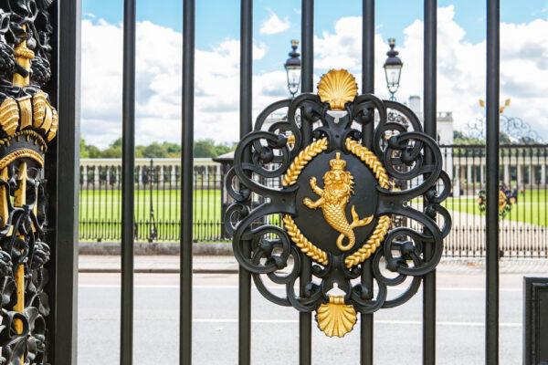 An ornately decorated fence at the Old Royal Naval College. (Nataliia Zhekova/Shutterstock.com)