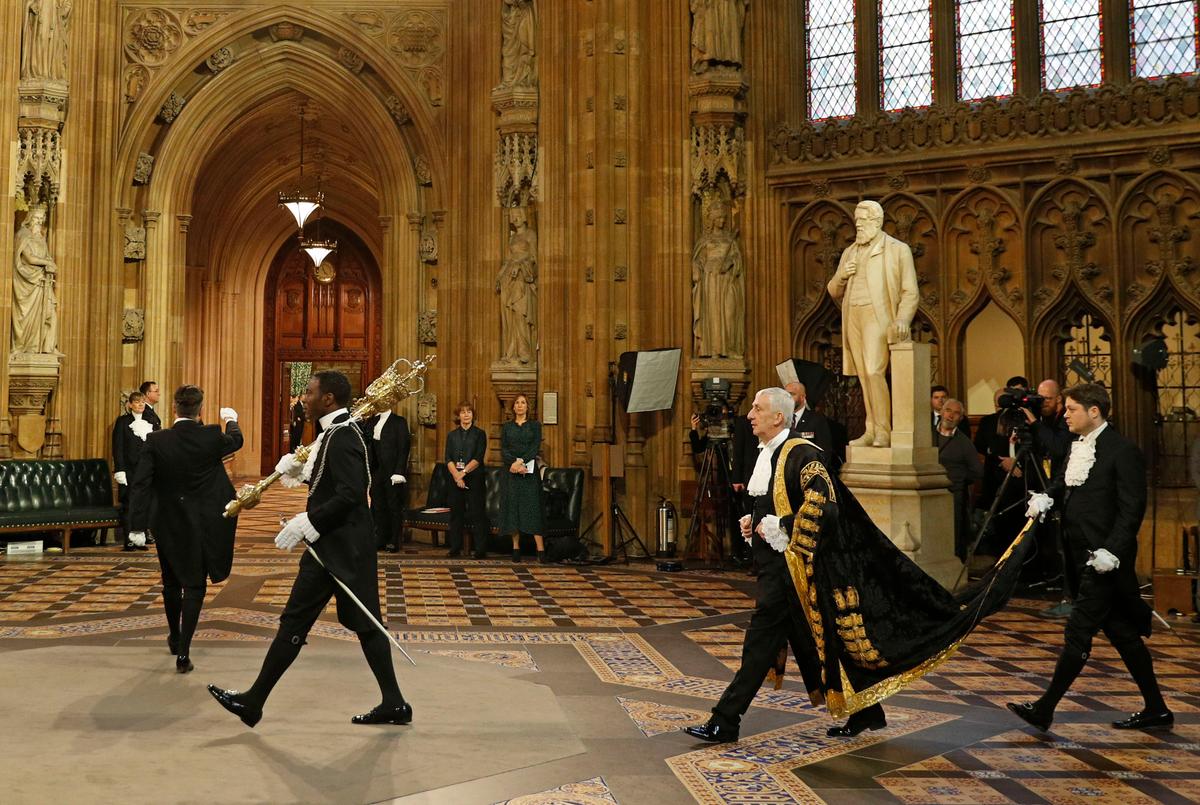 British MPs Told to Wear Face Masks Inside Parliamentary Chamber