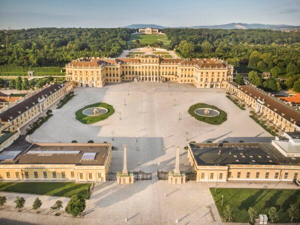 Schönbrunn Palace in Vienna, home to the Habsburg monarchy for nearly 350 years. (Severin Wurnig/SKB)