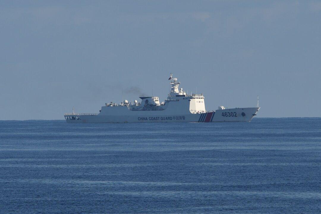 US to Bar Entry to Chinese Navy Officials, Business Execs Involved in Militarizing South China Sea