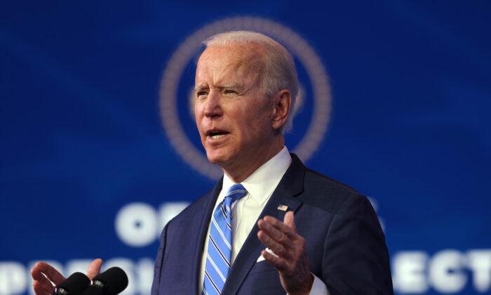 Biden Plans to Add Thousands of Vaccination Sites, Including Pharmacies