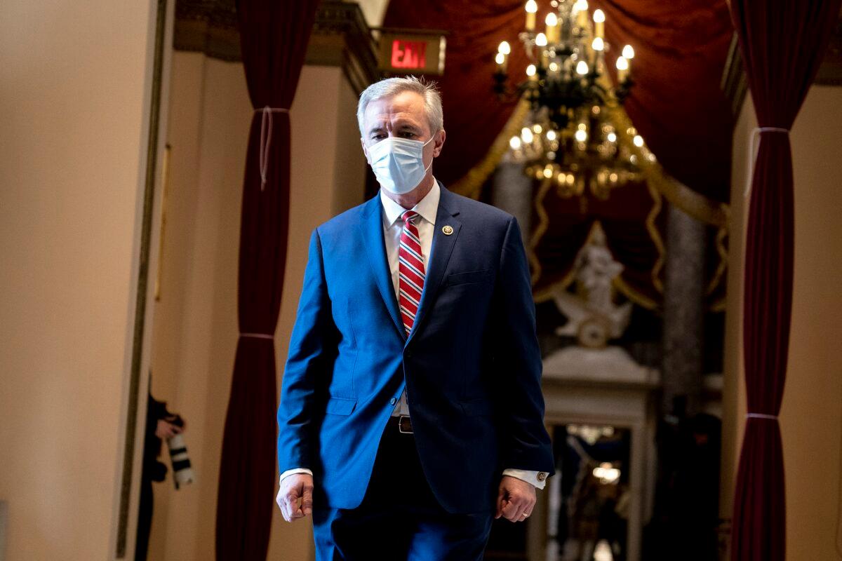  Rep. John Katko (R-N.Y.) walks in the U.S. Capitol in Washington on Jan. 13, 2021. (Stefani Reynolds/Getty Images)