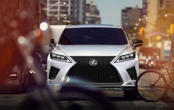 Ultra White paint with black grille surround. (Courtesy of Lexus)