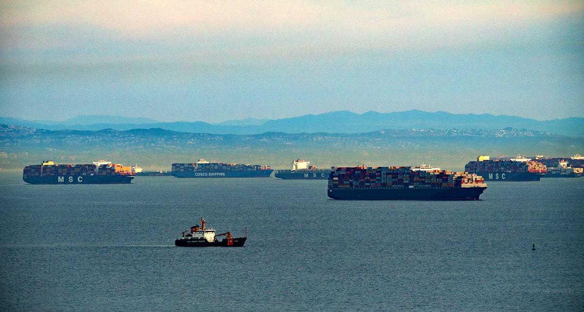 Newsom Signs Executive Order Aimed at Alleviating Port Congestion