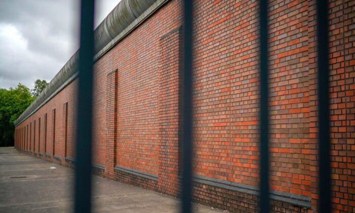 UK Prison Service 'In Meltdown,' Says Union Chief