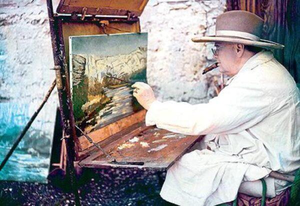 Winston Churchill painting in southern France on March 9, 1955. (Public domain)