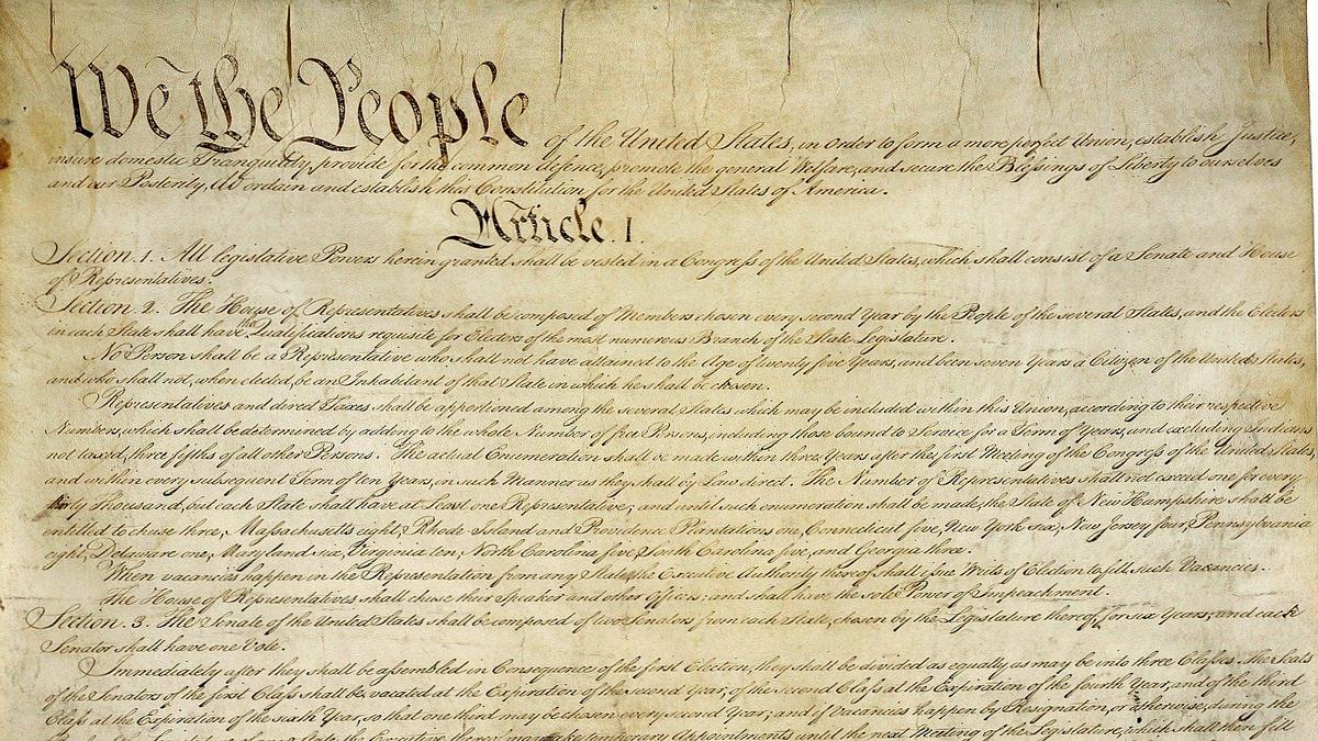 A replica of the U.S. Constitution. (WikiImages/Pixabay)