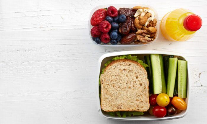 The Busy Parent’s Guide to Packing Healthy Kids’ Lunches