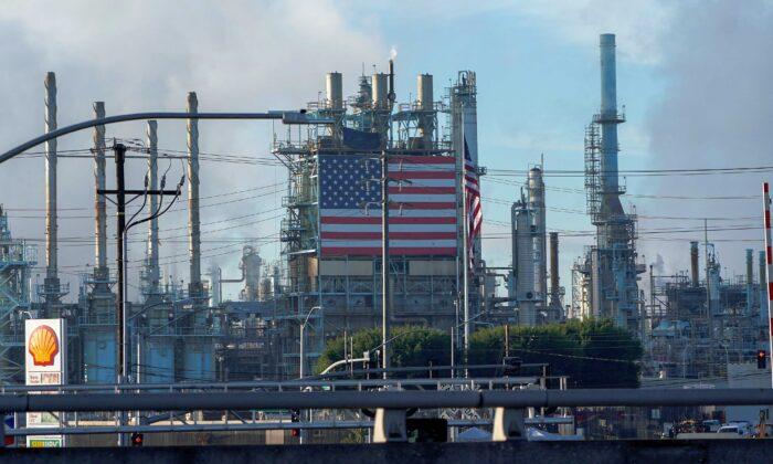 US Oil Refiners Set for Worst Earnings Quarter of the Pandemic