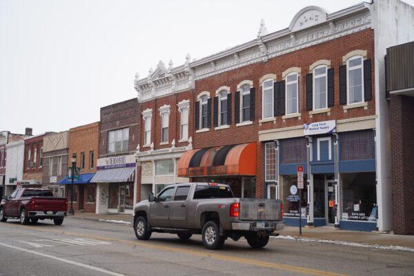 A view of Main Street in Manchester, Iowa, on Jan. 16, 2021. (Cara Ding/The Epoch Times)
