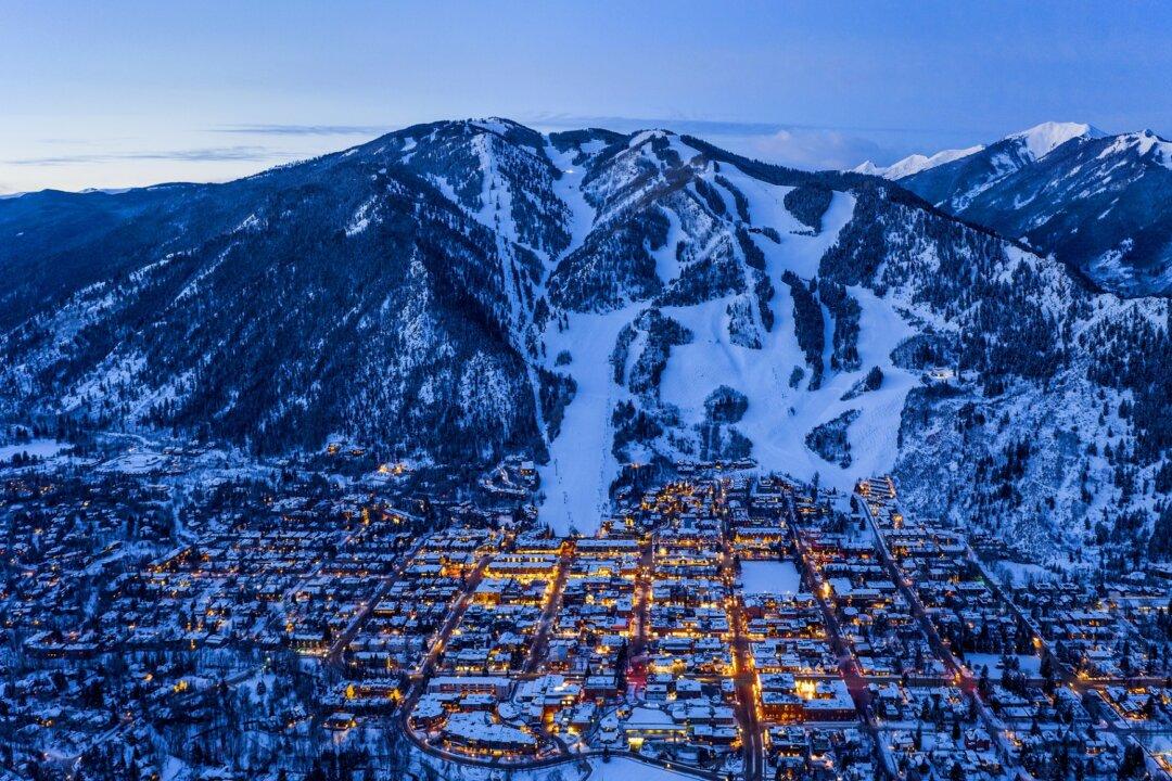 America’s Best Ski Towns (for Those Who Don’t Love Skiing)