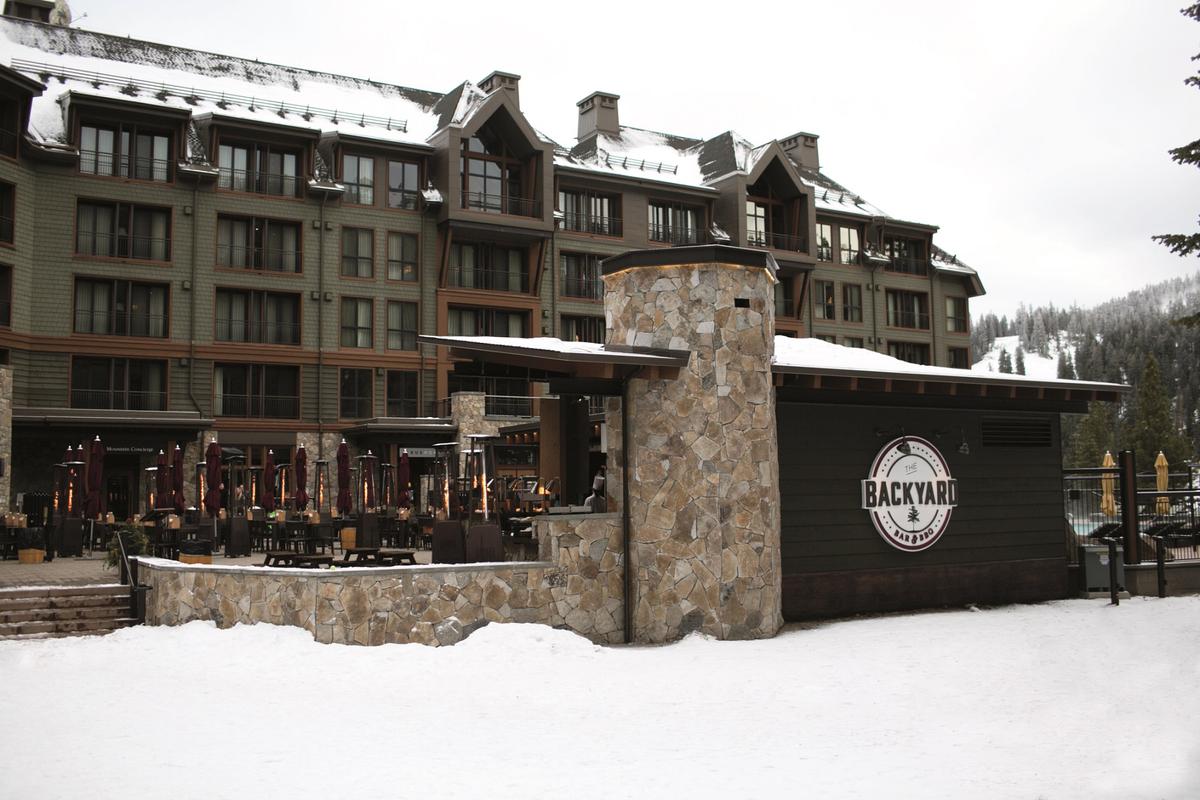 Backyard Bar & BBQ at The Ritz-Carlton, Lake Tahoe, offers ski-in/ski-out dining. (Courtesy of The Ritz-Carlton)