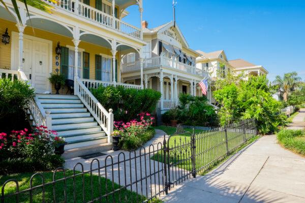 Homes in the historic district of Galveston. (Fotoluminate LLC/Shutterstock)