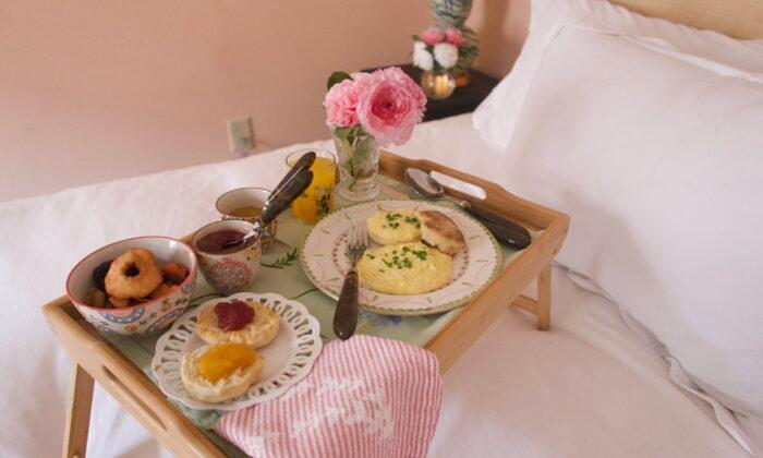 The Simple Luxury of Brunch in Bed