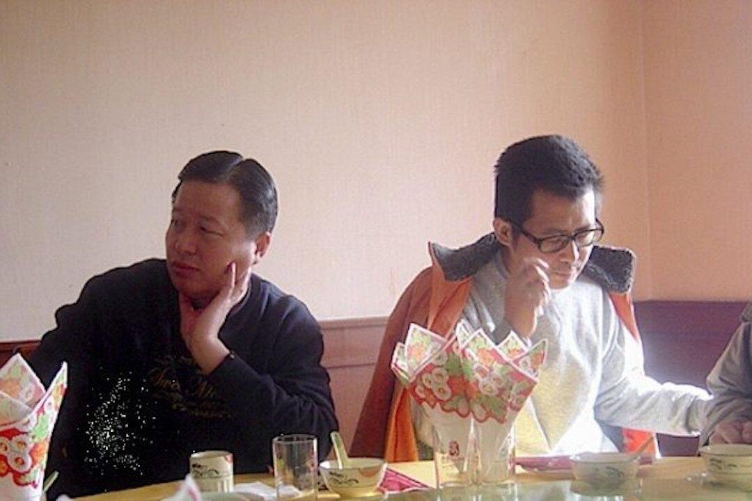 Rights Activist Intercepted by Chinese Police at Shanghai Airport and Lost Contact With Outside World