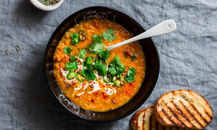 4 Reasons You Should Make Soup for Dinner (+ Recipe)