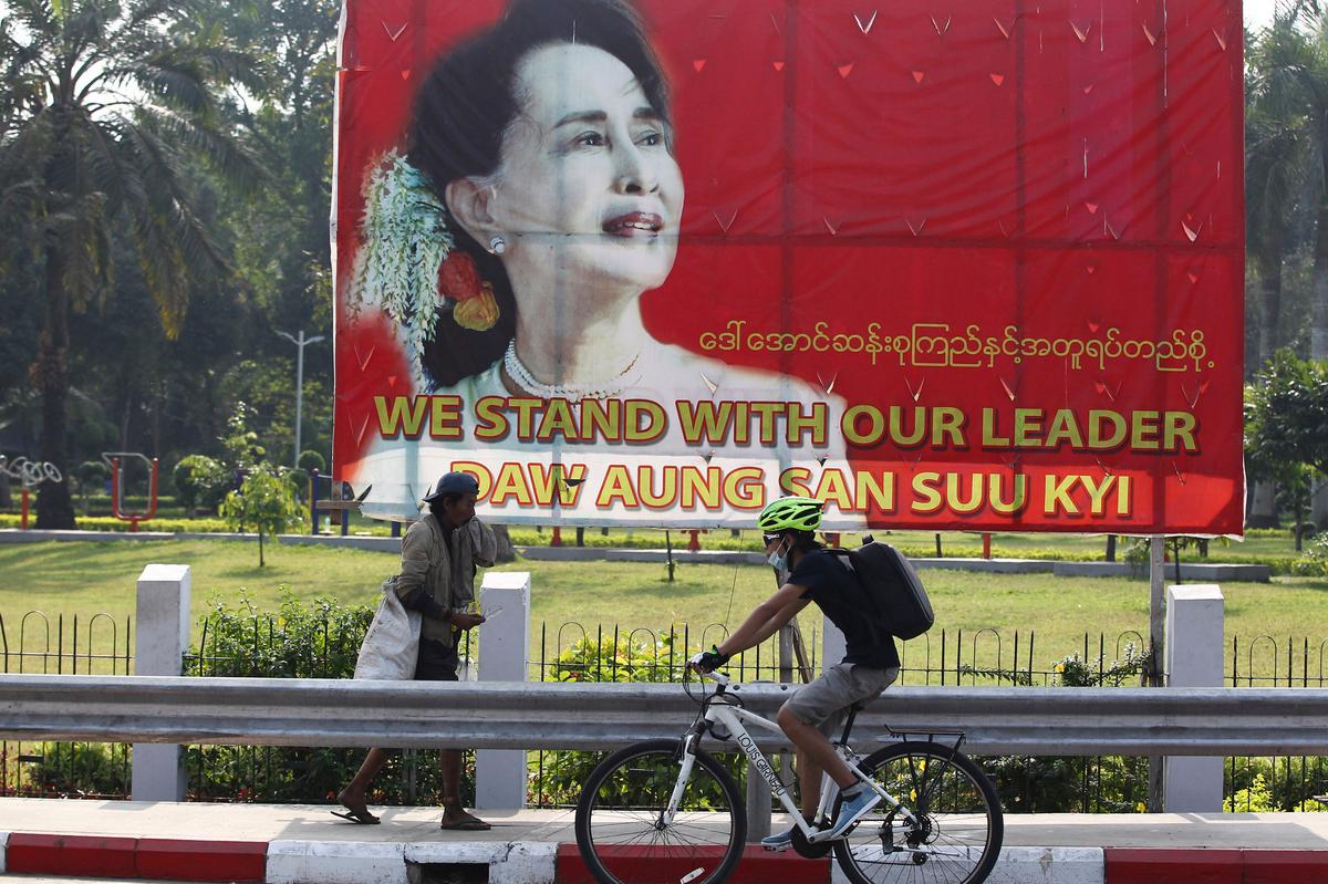 Burma Police File Charges Against Aung San Suu Kyi After Coup