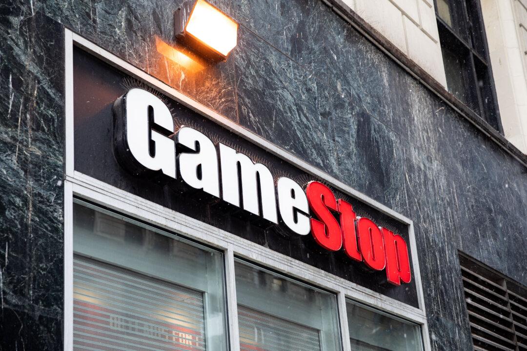 Robinhood Lifts Trading Caps on GameStop and Other Stocks