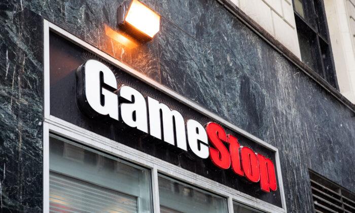 Robinhood Lifts Trading Caps on GameStop and Other Stocks