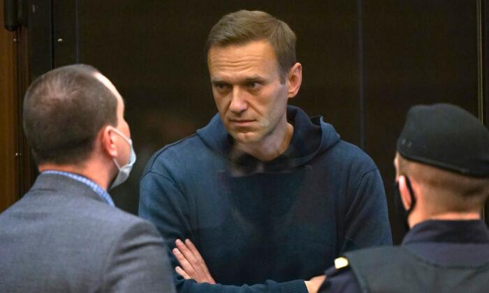 Russian Court Orders Kremlin Critic Navalny to 2.5 Years in Prison