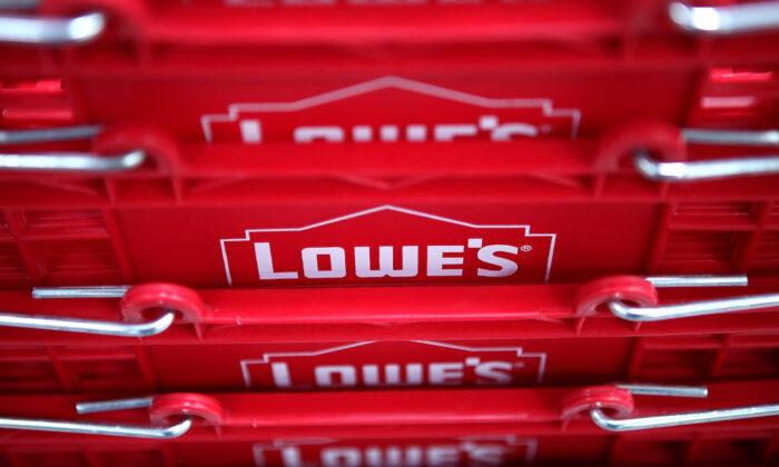 Lowe’s Hiring More Than 50,000 Workers This Spring