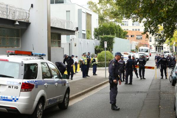  Police outside the Chinese Consulate in Sydney, Australia on May 30, 2015. (Daniel Munoz/Getty Images)