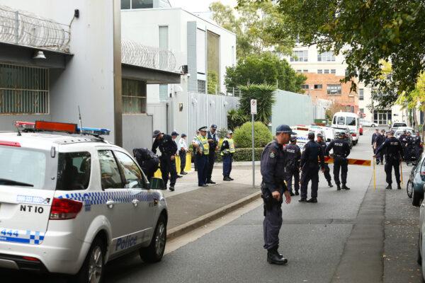 Police outside the Chinese Consulate in Sydney, Australia on May 30, 2015. (Daniel Munoz/Getty Images)