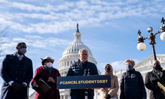 Democrats Pressure Biden for $50,000 Student Loan Cancellation by Executive Order