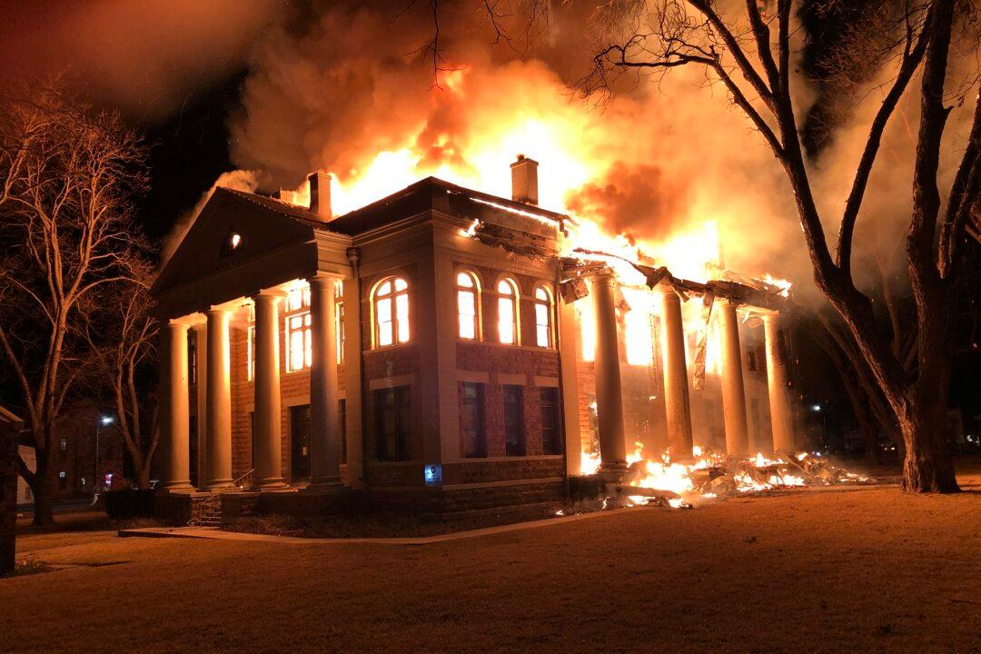 Arson Suspected in Massive Fire at Texas Courthouse
