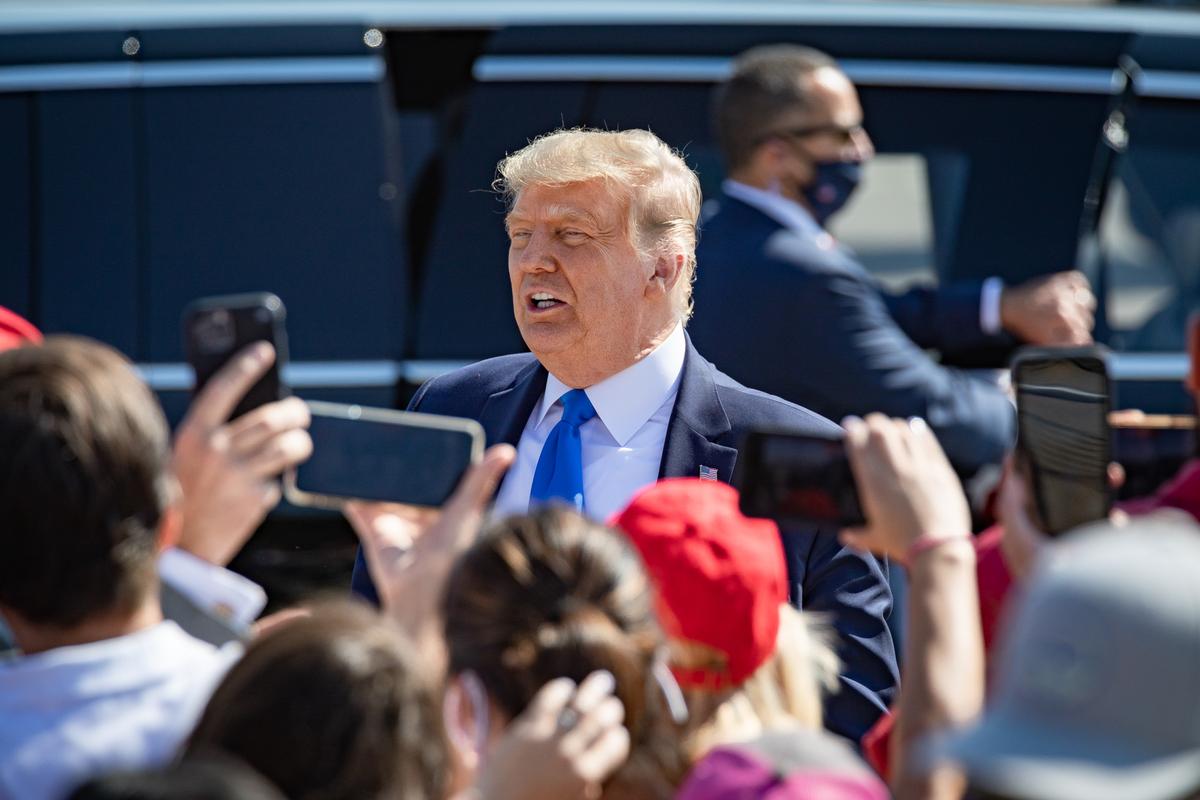 Republicans, Democrats Say They Don’t Want Trump to Testify in Impeachment Trial