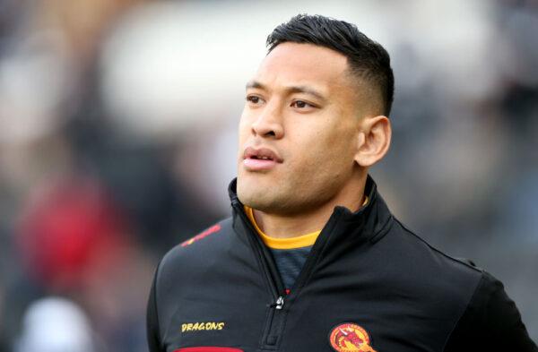 Israel Folau of Catalan Dragons warms up prior to the Betfred Super League match between Hull FC and Catalan Dragons at KCOM Stadium in Hull, England, on March 1, 2020. (Nigel Roddis/Getty Images)