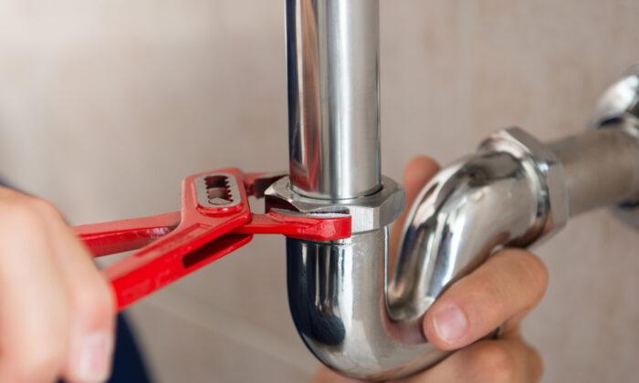 5 Home Repairs You Can DIY—and 5 You Should Always Hire a Pro to Do