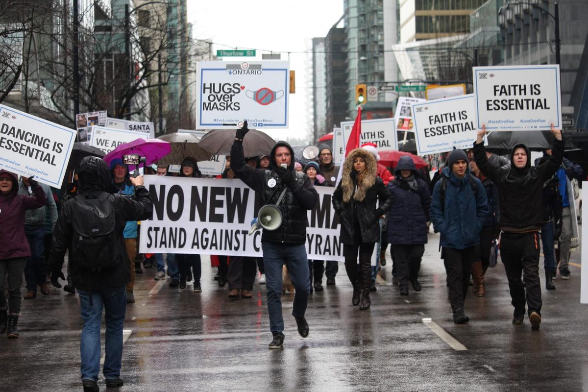 Hundreds of Small Businesses Across Canada Plan to Reopen This Week Despite Local Lockdown Orders