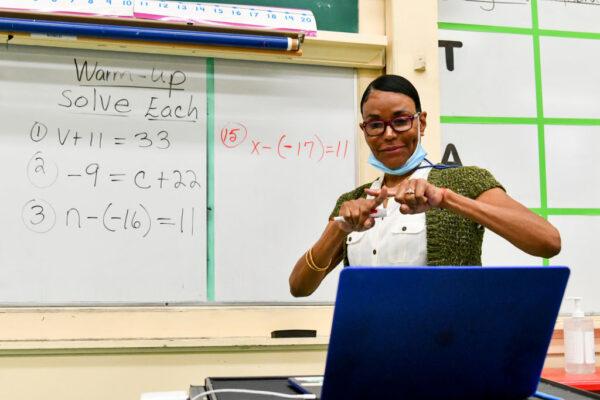 Hollywood High Special Education teacher Shirley Woods conducts class remotely in Los Angeles on Sept. 8, 2020. (Rodin Eckenroth/Getty Images)