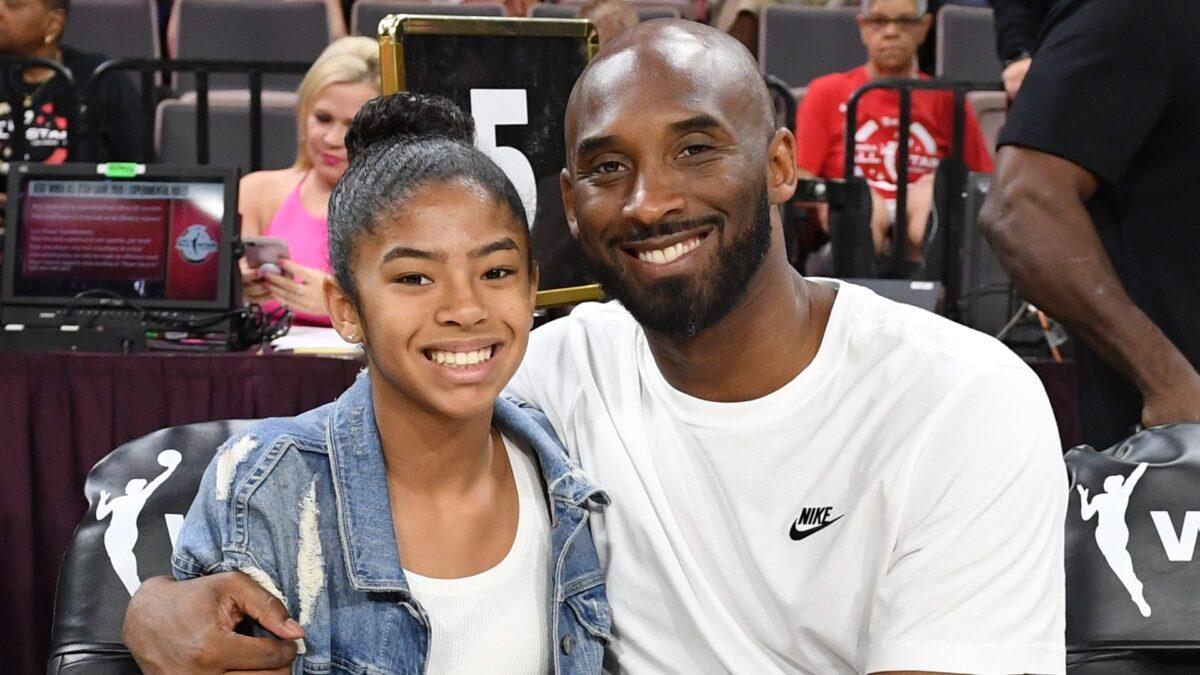 Gianna Bryant and her father, former NBA player Kobe Bryant (R), attend the WNBA All-Star Game 2019 at the Mandalay Bay Events Center o in Las Vegas on July 27, 2019. (Ethan Miller/Getty Images)