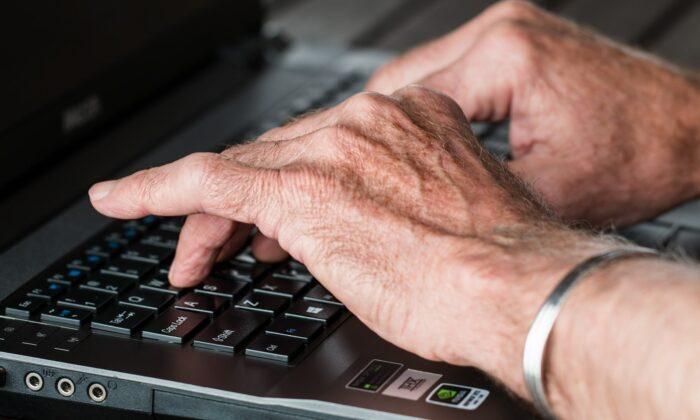 Seniors Obsess Over ‘Maximizing’ Their Social Security