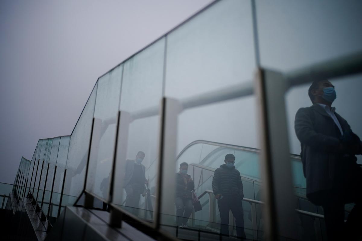 China Refused to Provide WHO Team With Raw Data on Early COVID Cases, Team Member Says